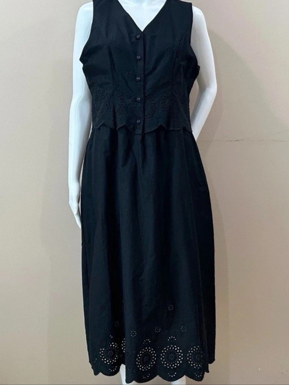 Rachel Zoe Black  sleeveless cotton eyelet  scallop midi dress Size S